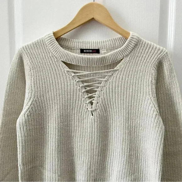 Devoted Sweater Lace Front Keyhole Neckline High Low Hem Light Beige Small - Picture 6 of 16